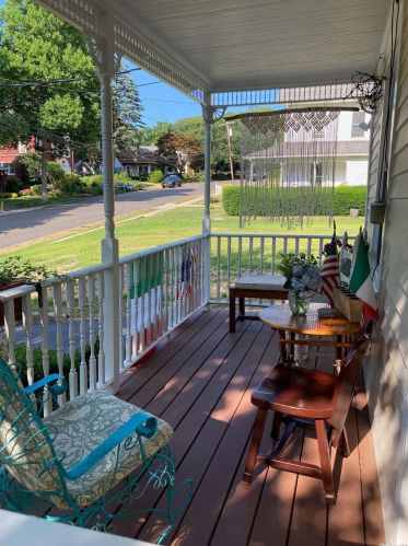 20 Washington Pl, Northport NY  11768-2936 exterior