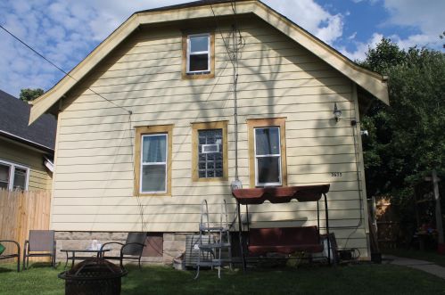 3635 15th St, Milwaukee, WI 53221-1603