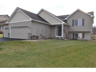 2500 Riv Bnd Trl, Mayer MN  55360-2500 exterior