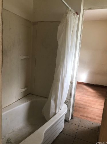 156 Court St, San Bernardino CA  92410-4814 exterior