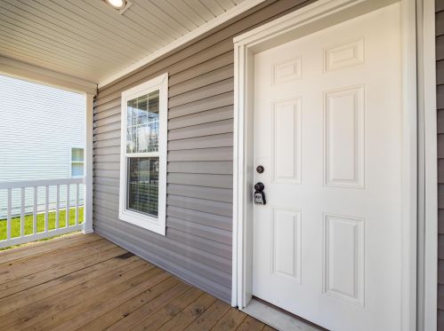 84 Riley Ave, London, OH 43140-1519