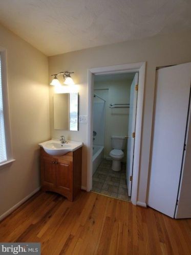 104 Iris Way, Charles Town WV  25414-9437 exterior