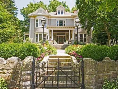 304 6th St, Oakmont, PA 15139-1715