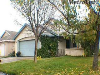 5618 Aspen Ct, Riverbank, CA 95367-3852