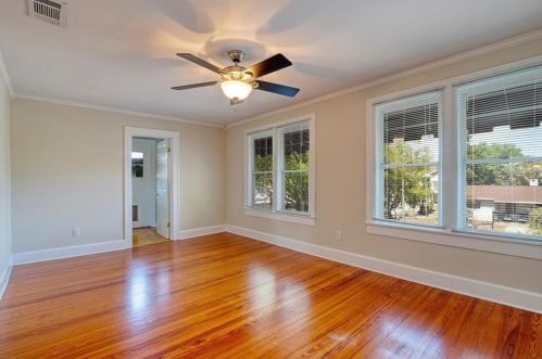 920 16 Ave, Saint Petersburg FL  33707-4113 exterior