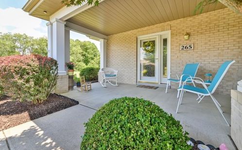 265 Hytyre Farms Dr, Gibsonia, PA 15044-7821