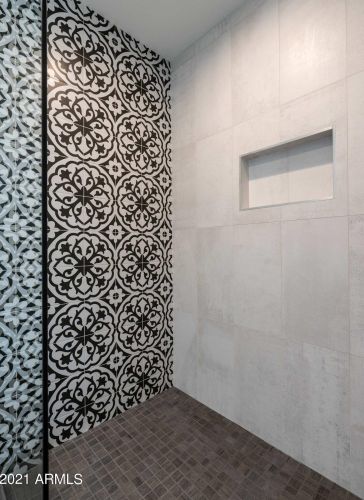 6803 15 St, Phoenix AZ 85040-2321 exterior