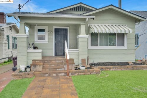 2283 80th Ave, Oakland CA  94605-3266 exterior