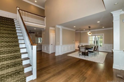 18 Heron Pond Rd, Essex CT  06426-1466 exterior