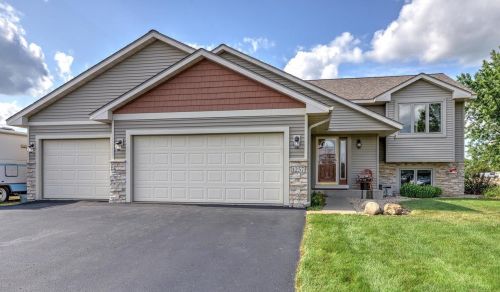 1257 Falcon Pl, New Johannesburg, WI 54017-6591