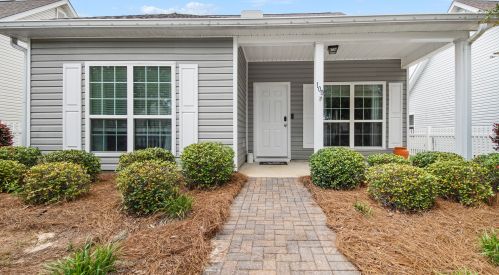 100 Nelly St, Freeport, FL 32439-7614