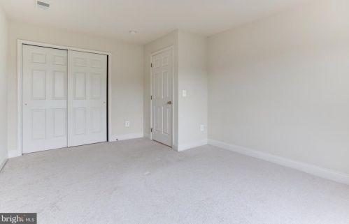 5594 Tucson Ct, Haymarket VA  20169-3145 exterior