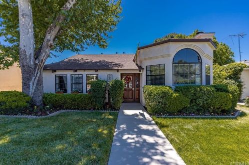 922 College Ave, Redlands, CA 92374-3621