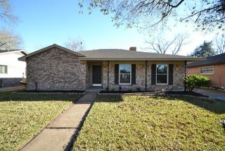 814 Redway Ln, Houston, TX 77062-4221