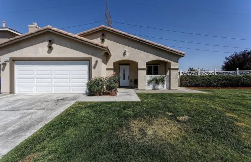 14791 Steeplechase Rd, Victorville, CA 92394-7600