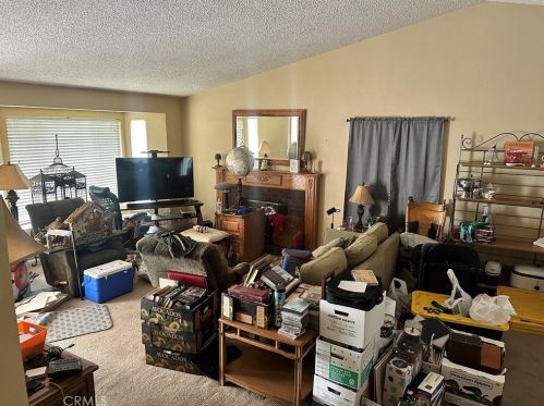 7825 Casa Blanca St, Riverside, CA 92504-4113