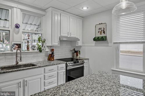 61 Keller St, Navy Sup Dpt PA  17055-3827 exterior