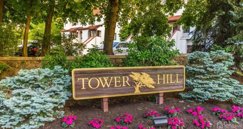7 Tower Hill Dr, Tinton Falls, NJ 07701-2402