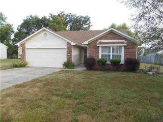 2202 Fiesbeck Dr, Columbus, IN 47201-2523
