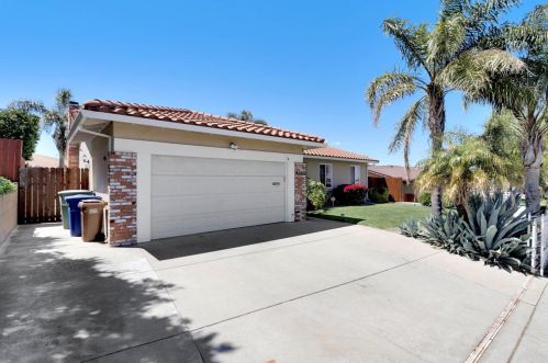 4350 Hillview Dr, West Pittsburg, CA 94565-6026