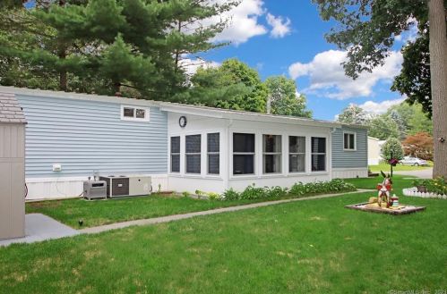 64 Sills Ave, Waterbury, CT 06712-1881