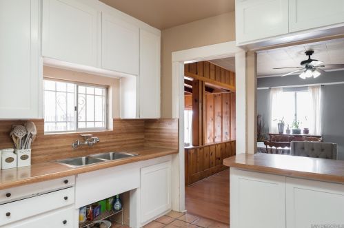 3103 Chamoune Ave, San Diego CA 92105-1803 exterior