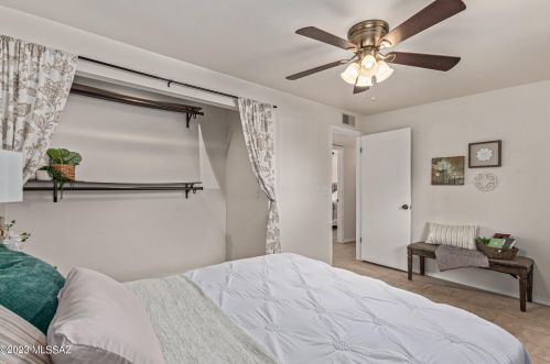 744 Camino Seco, Tucson AZ 85710-2627 exterior