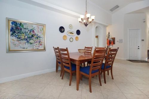 593 110th Ave, Naples FL  34108-1815 exterior