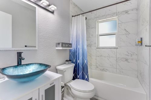 262 12th St, Delray Beach FL  33444-2916 exterior
