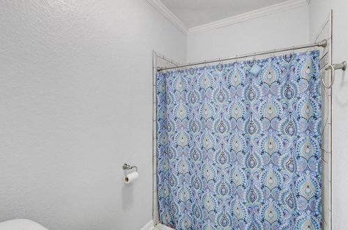 2801 Dominique Dr, Galveston TX 77551-1570 exterior