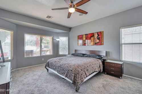 3383 Thornton Ave, Gilbert AZ 85297-5215 exterior