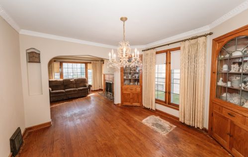 3835 52, Milwaukee WI 53220-3208 exterior