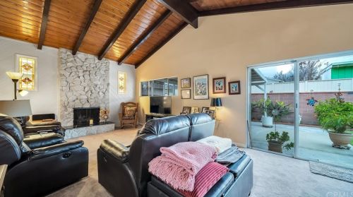 5519 133rd St, Hawthorne CA  90250-4906 exterior