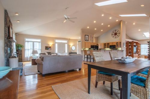 5091 Beechwood Rd, Milford, OH 45150-9797