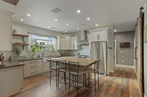 569 Springer Ln, Lodi CA  95242-9224 exterior