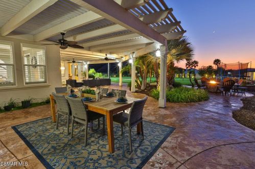 5391 Evening Sky Dr, Simi Valley CA  93063-5744 exterior
