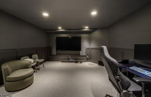 74 Tower Hill Rd, Mountain Lakes NJ  07046-1251 exterior