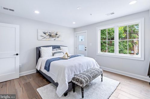 1657 Montello Ave, Washington, DC 20002-2758