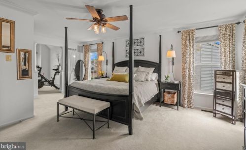 224 Shelly Dr, Collegeville PA  19426-2667 exterior