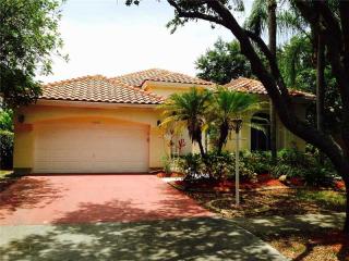 11009 Nashville Dr, Hollywood, FL 33026-4965