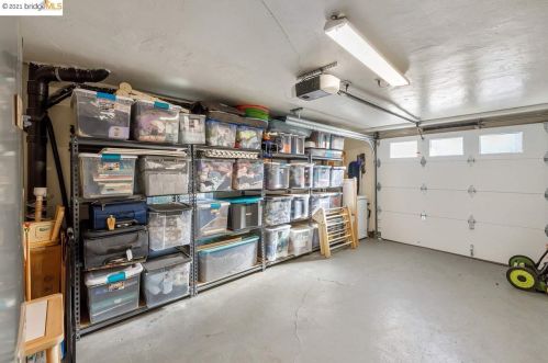 4434 Albert St, Oakland CA 94619-2721 exterior