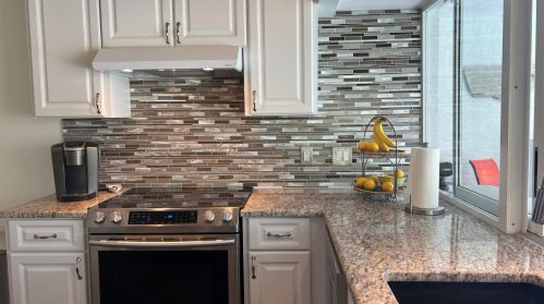 1911 Gaskins Cir, Fort Pierce FL  34952-6640 exterior