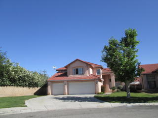 1125 Encantadora Ln, Lancaster, CA 93535-5038