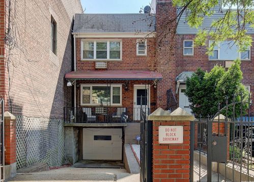23-14 24th Ave, Long Island City, NY 11102-3459