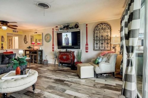 4046 Floramar Ter, New Port Richey FL 34652-3167 exterior