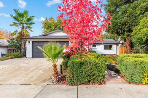 8435 Ahrentzen Ct, Citrus Heights CA  95610-2724 exterior