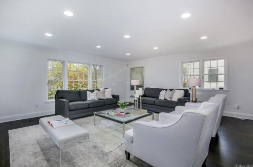 10 Reynal Xing, Scarsdale NY  10583-7414 exterior