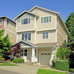 2812 Graham St, Seattle, WA 98108-3126