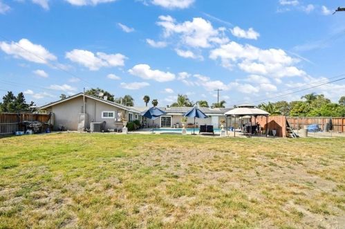 12785 Roswell Ave, Chino CA  91710-3043 exterior