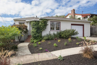 1737 Butte St, Richmond, CA 94804-5215